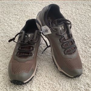 Under Armor Glenrock Low Hiking Shoes for Men